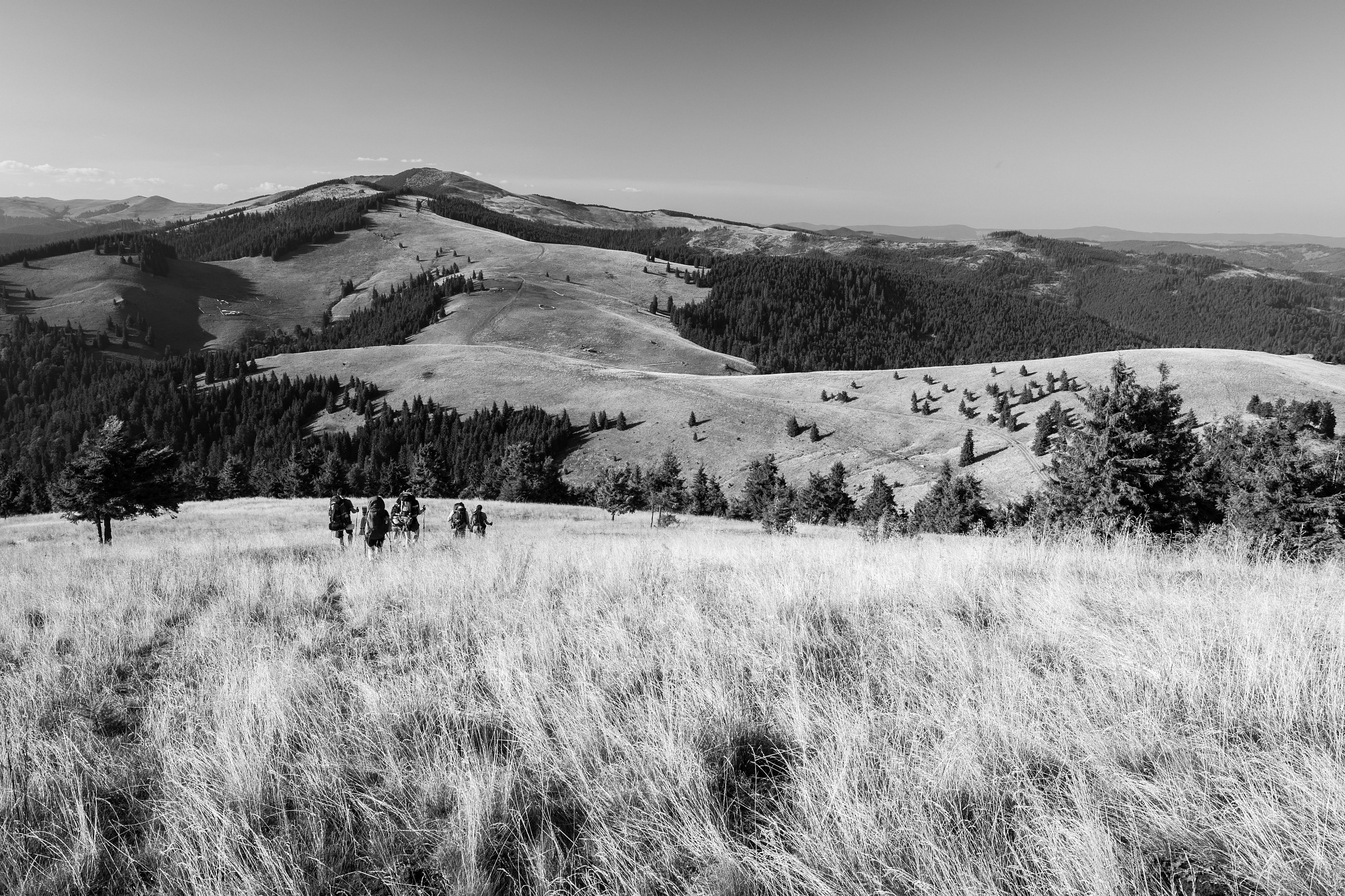 Munții Suhard / Cesta z Oușoru směrem k Faraone. Zdroj: http://jdem.cz/ffvqk4