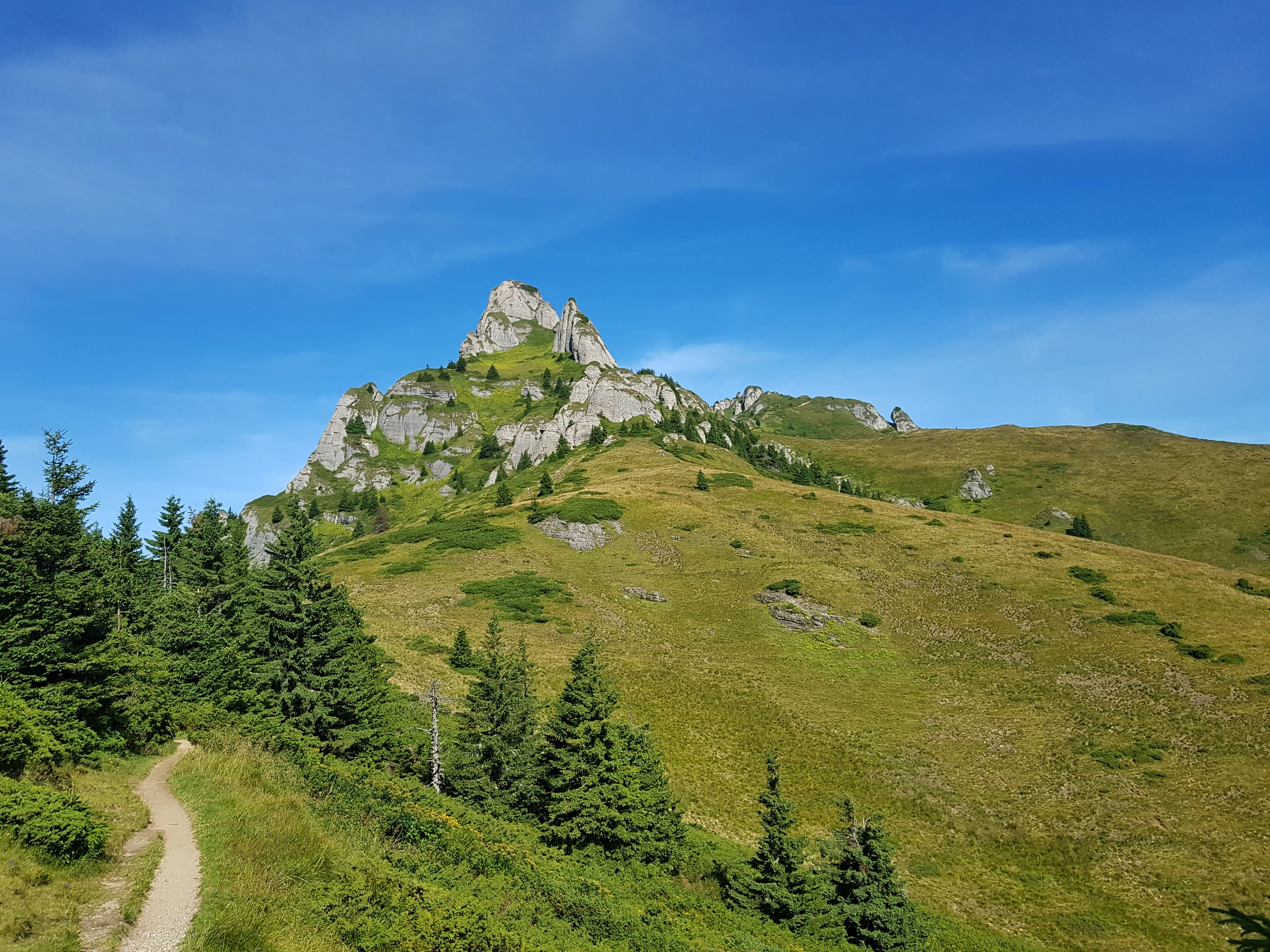 Munții Ciucaș / www.transcarpathian.org